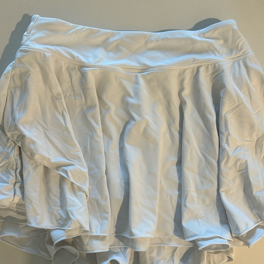 Ruffled white tennis skirt